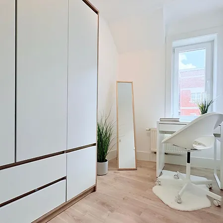 Ruime Moderne Duplex In *